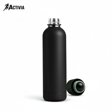 Black stainless steel shaker from Activia